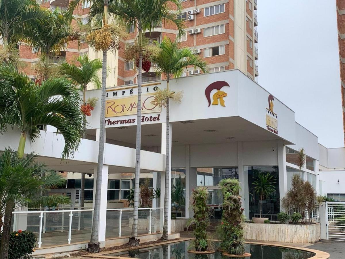 Apartamento Imperio Romano - 2 Quartos, 24Hs Piscina カルダス・ノバス エクステリア 写真
